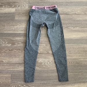 GYMSHARK Flex Leggings in Gray / Pink